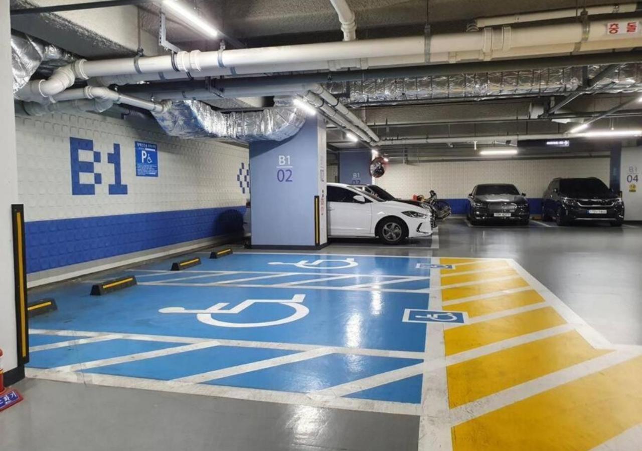 Holiday Apt Gwangan Beach Busan Dış mekan fotoğraf